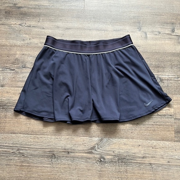 Nike Dri-fit Women’s Gray Tennis Workout Skort size Large Activewear Stretchy - Picture 1 of 6